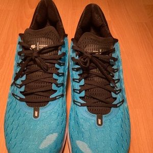 Nike Air Zoom Vomero 14 Running Shoe Sz 15